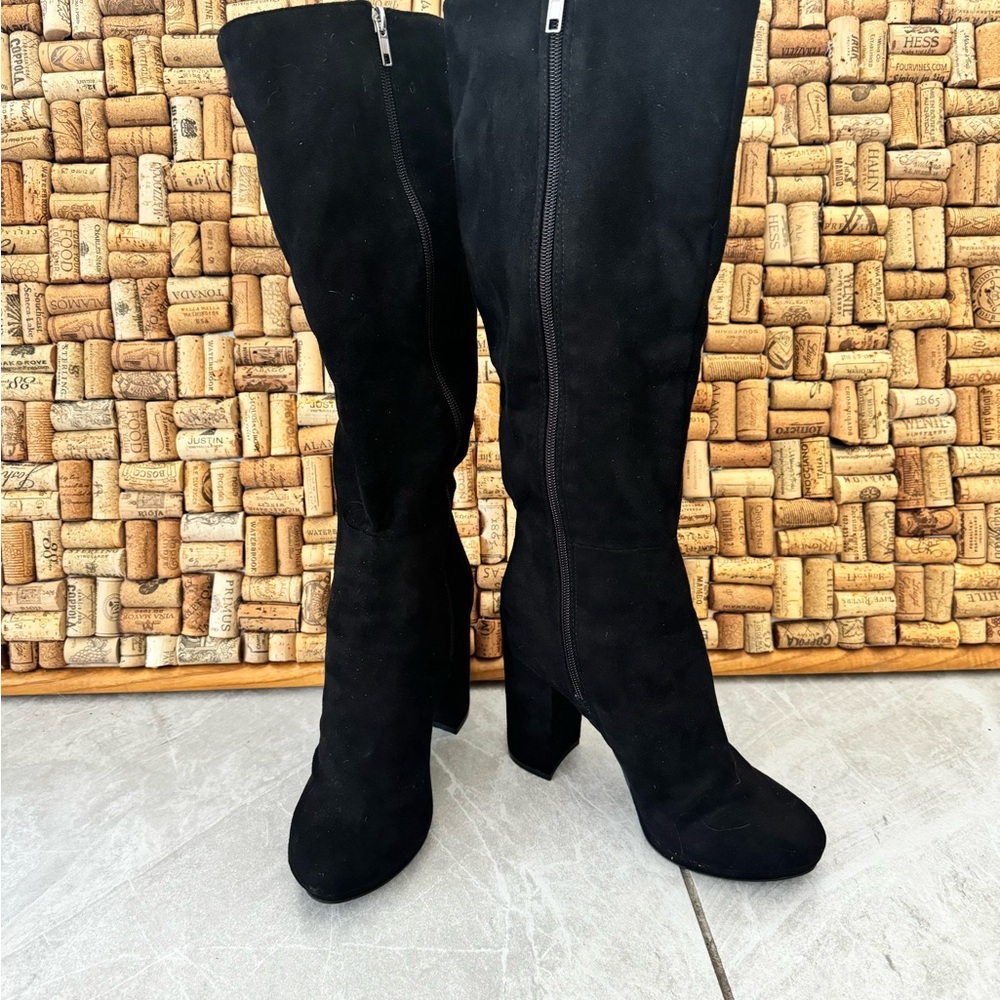 EUC Zigi Soho Tall Black Boots - Size 7 1/2 - Picture 5 of 16
